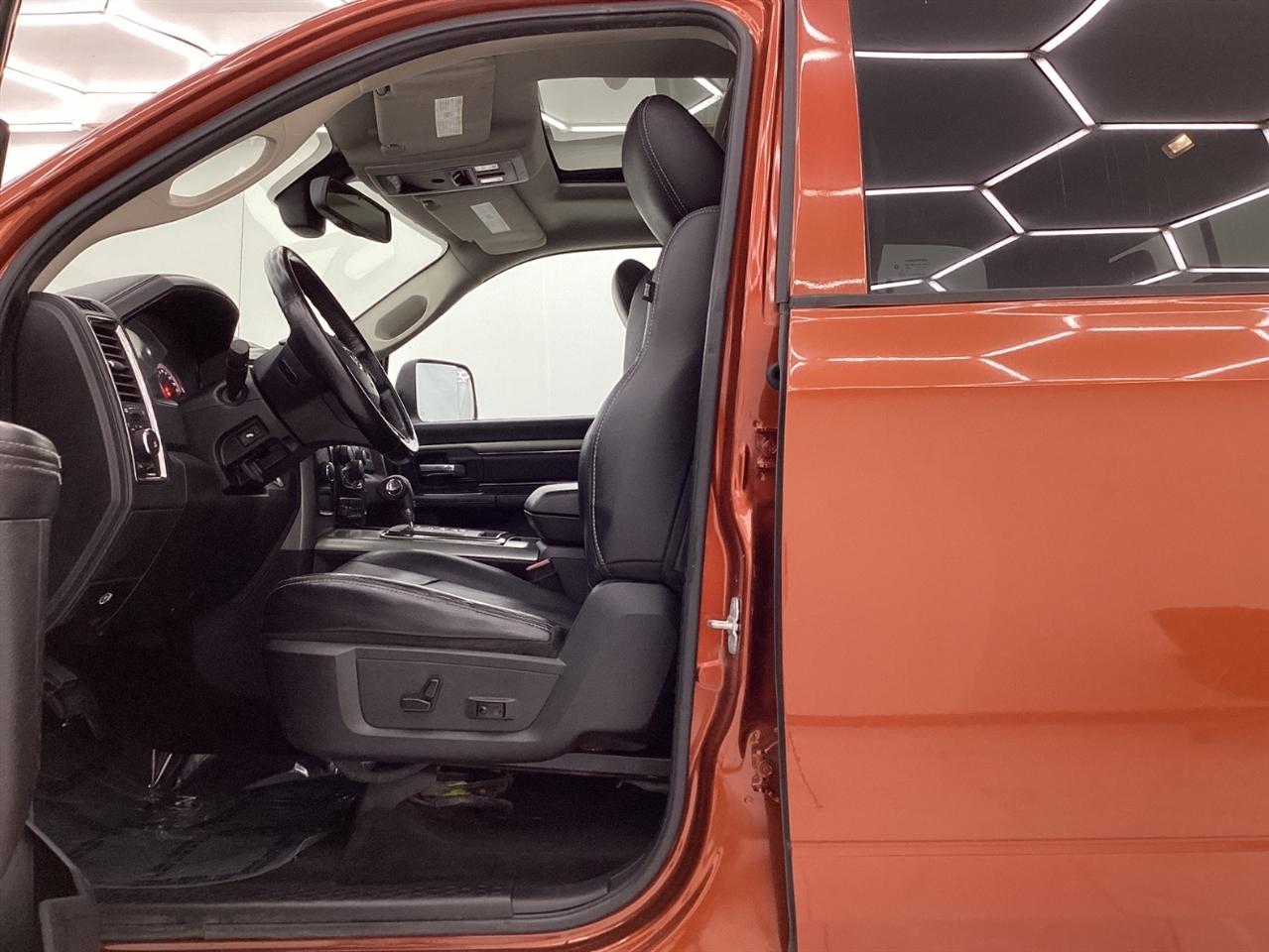 RAM 1500 4WD Crew Cab 140.5" Sport 2013