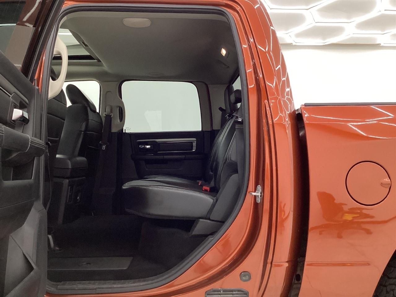 RAM 1500 4WD Crew Cab 140.5" Sport 2013