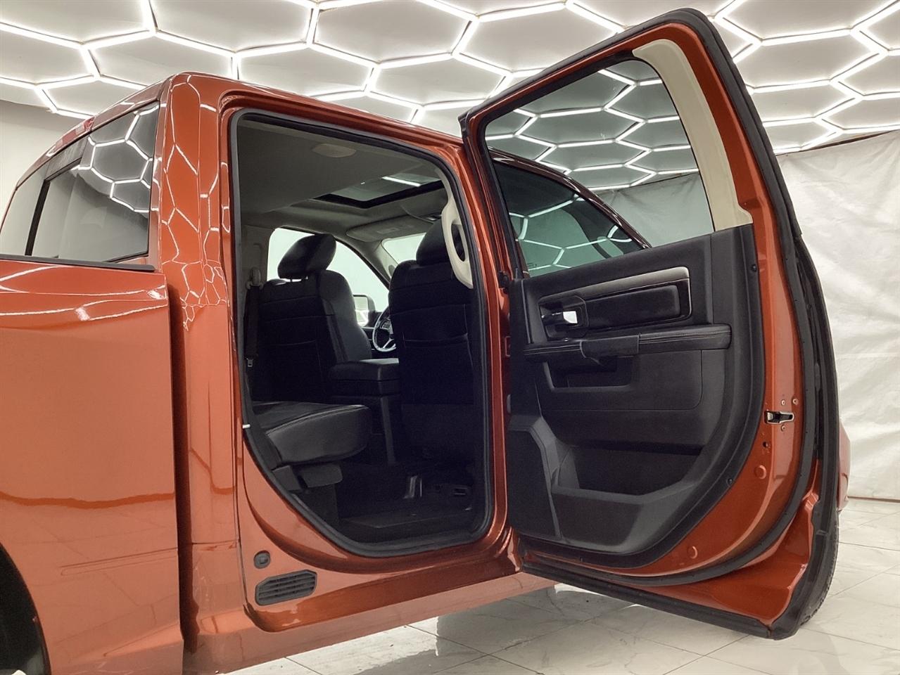 RAM 1500 4WD Crew Cab 140.5" Sport 2013