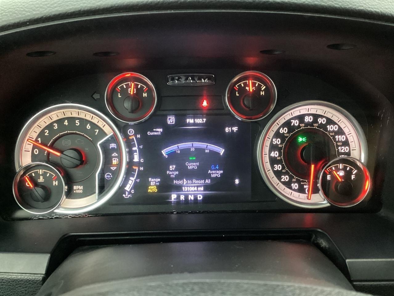 RAM 1500 4WD Crew Cab 140.5" Sport 2013