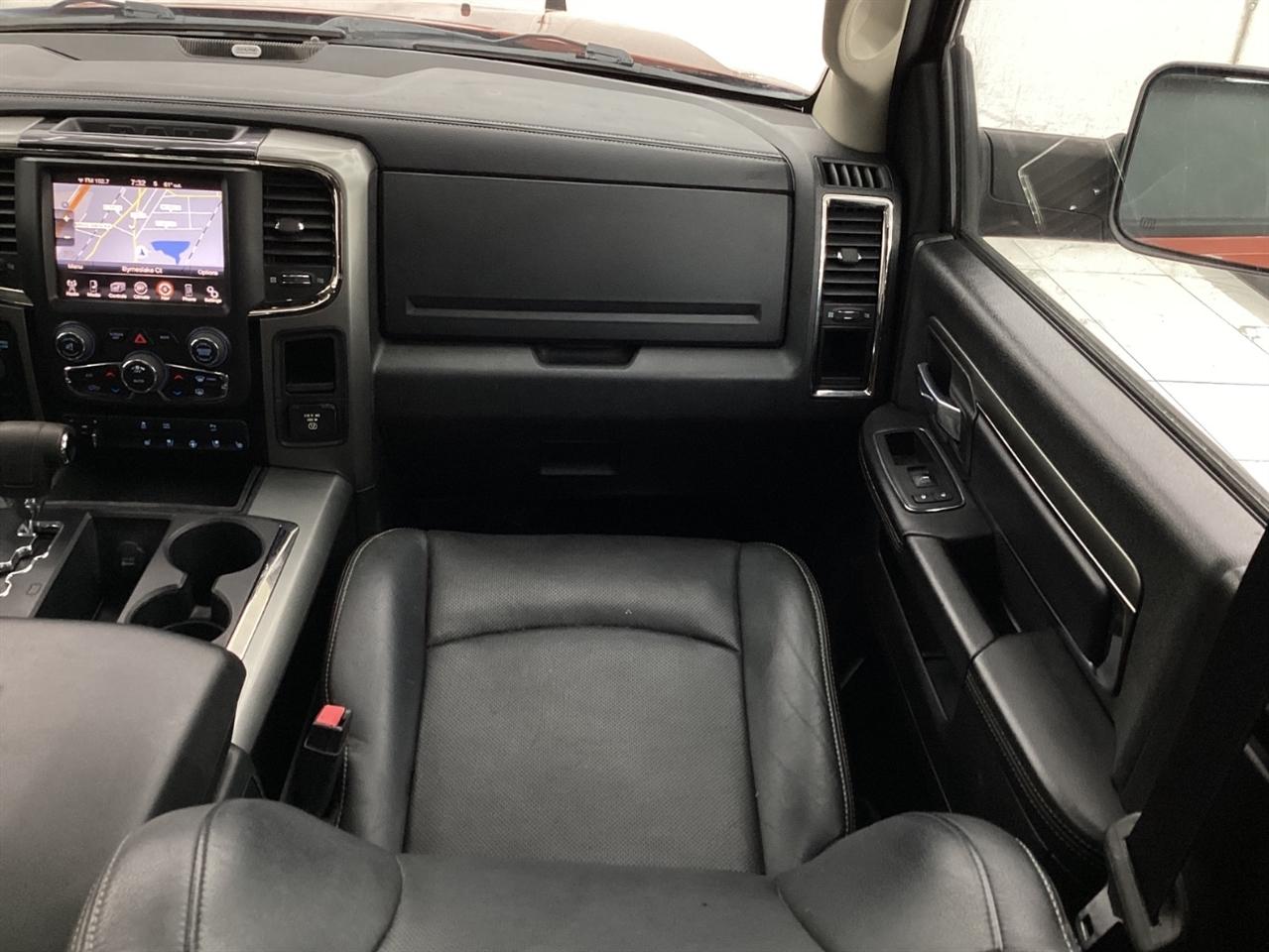 RAM 1500 4WD Crew Cab 140.5" Sport 2013