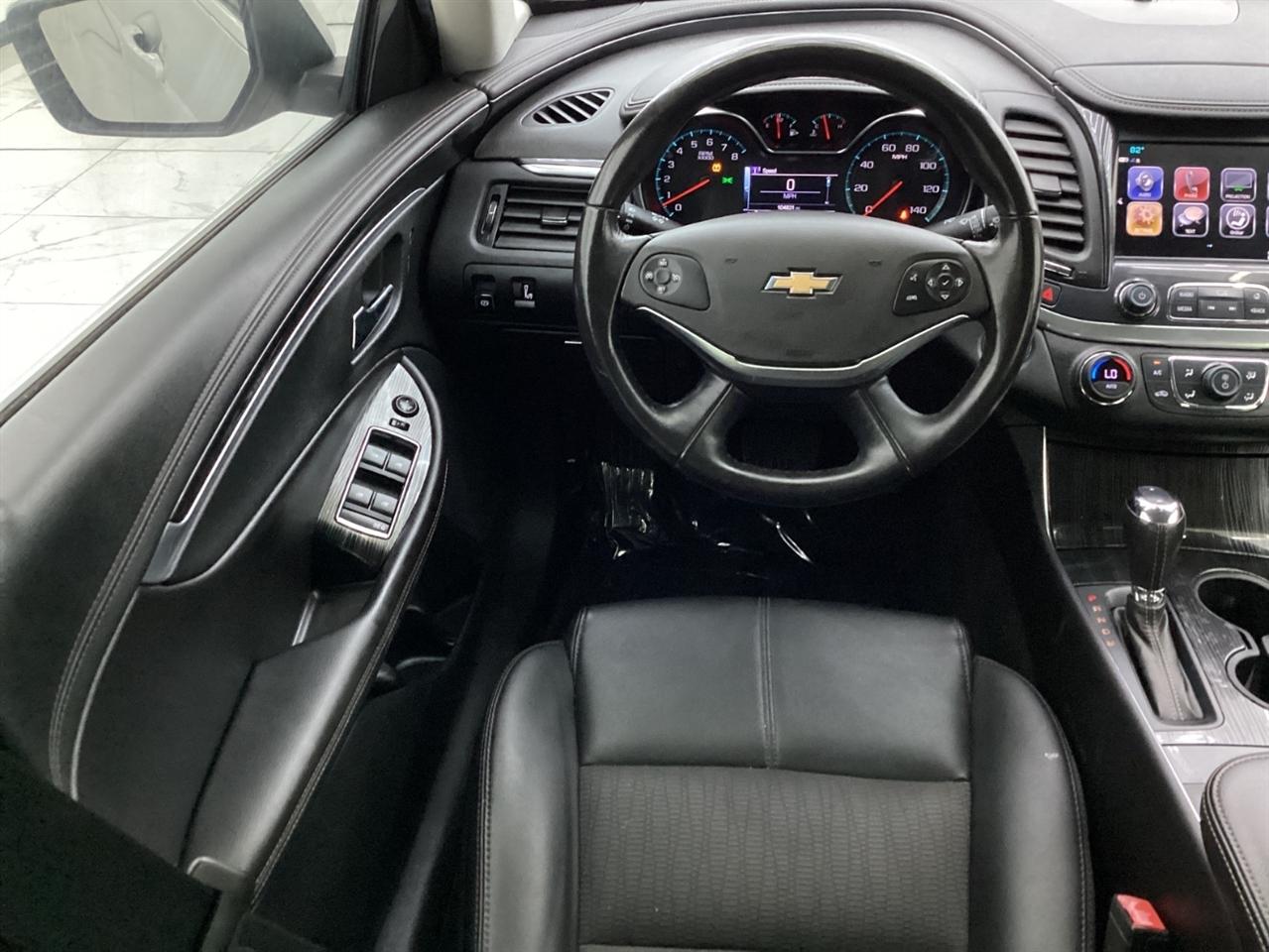 Chevrolet Impala 4dr Sdn LT w/1LT 2018
