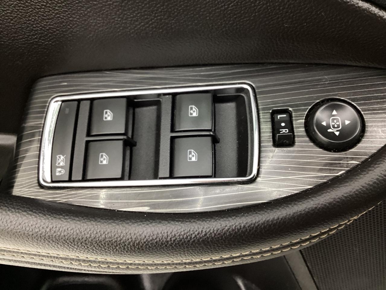 Chevrolet Impala 4dr Sdn LT w/1LT 2018