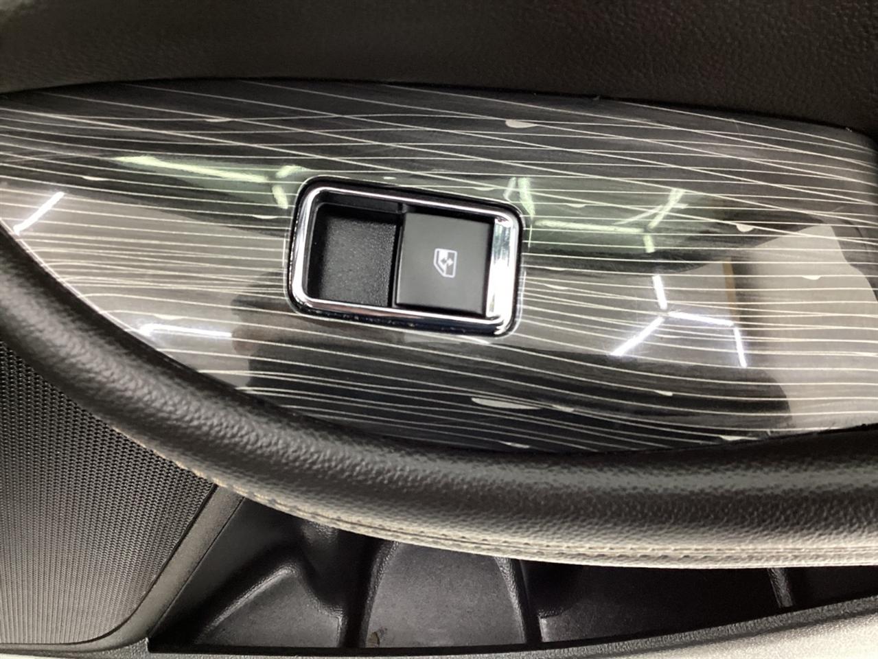 Chevrolet Impala 4dr Sdn LT w/1LT 2018