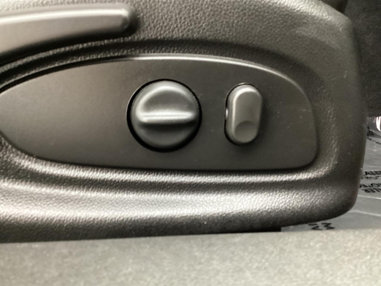 Chevrolet Impala 4dr Sdn LT w/1LT 2018