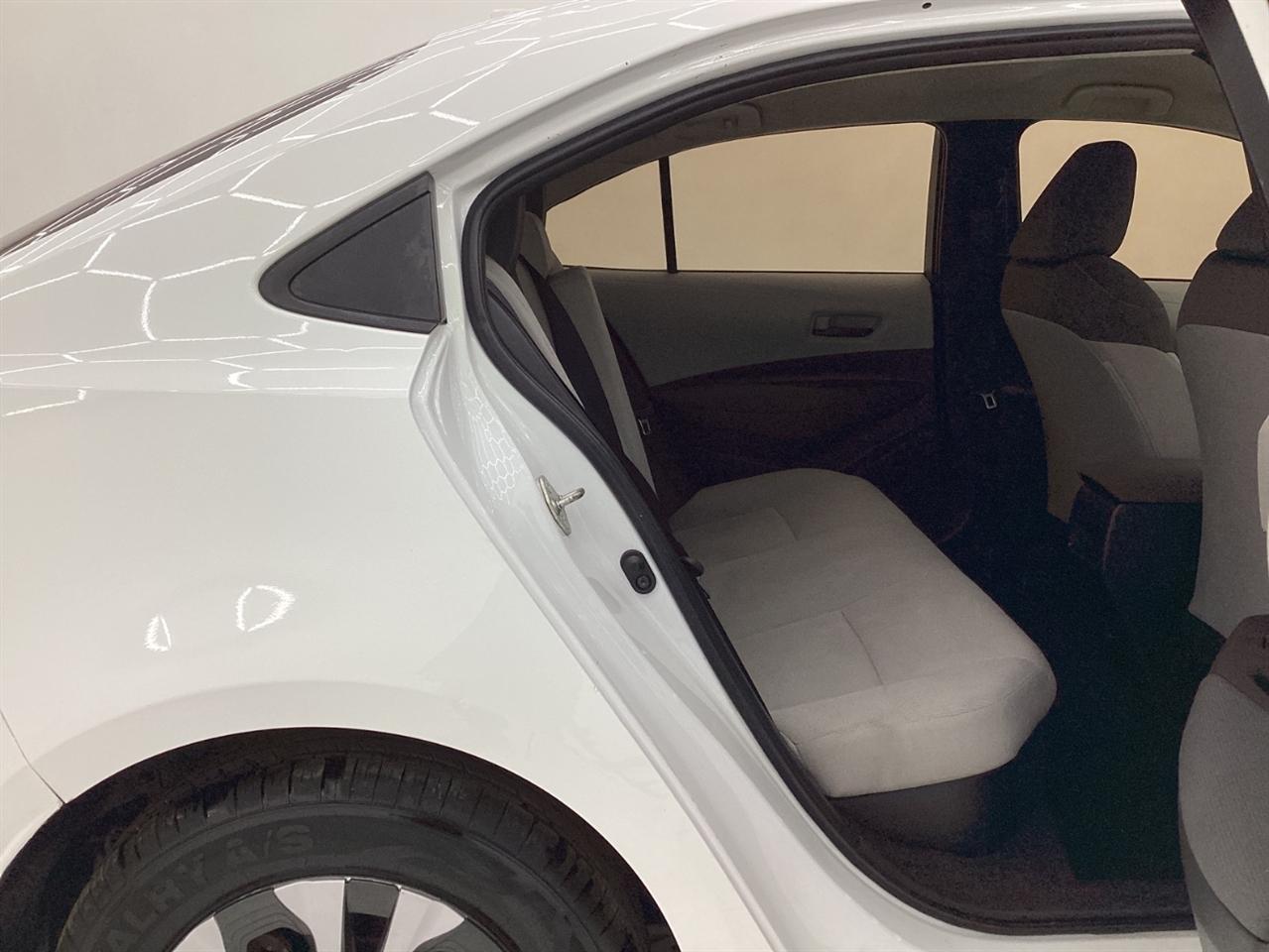 Toyota Corolla Hybrid LE CVT (Natl) 2022