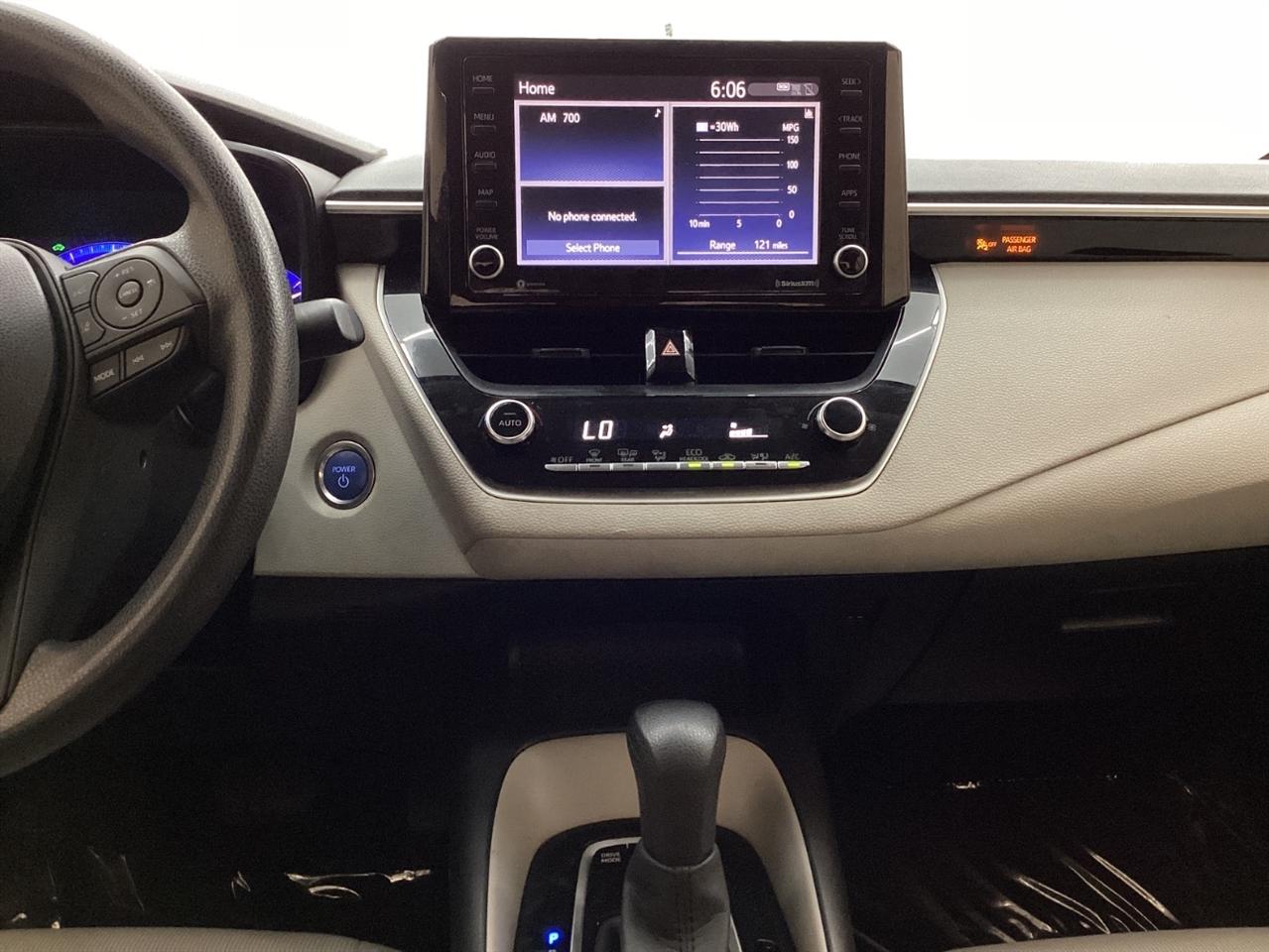 Toyota Corolla Hybrid LE CVT (Natl) 2022