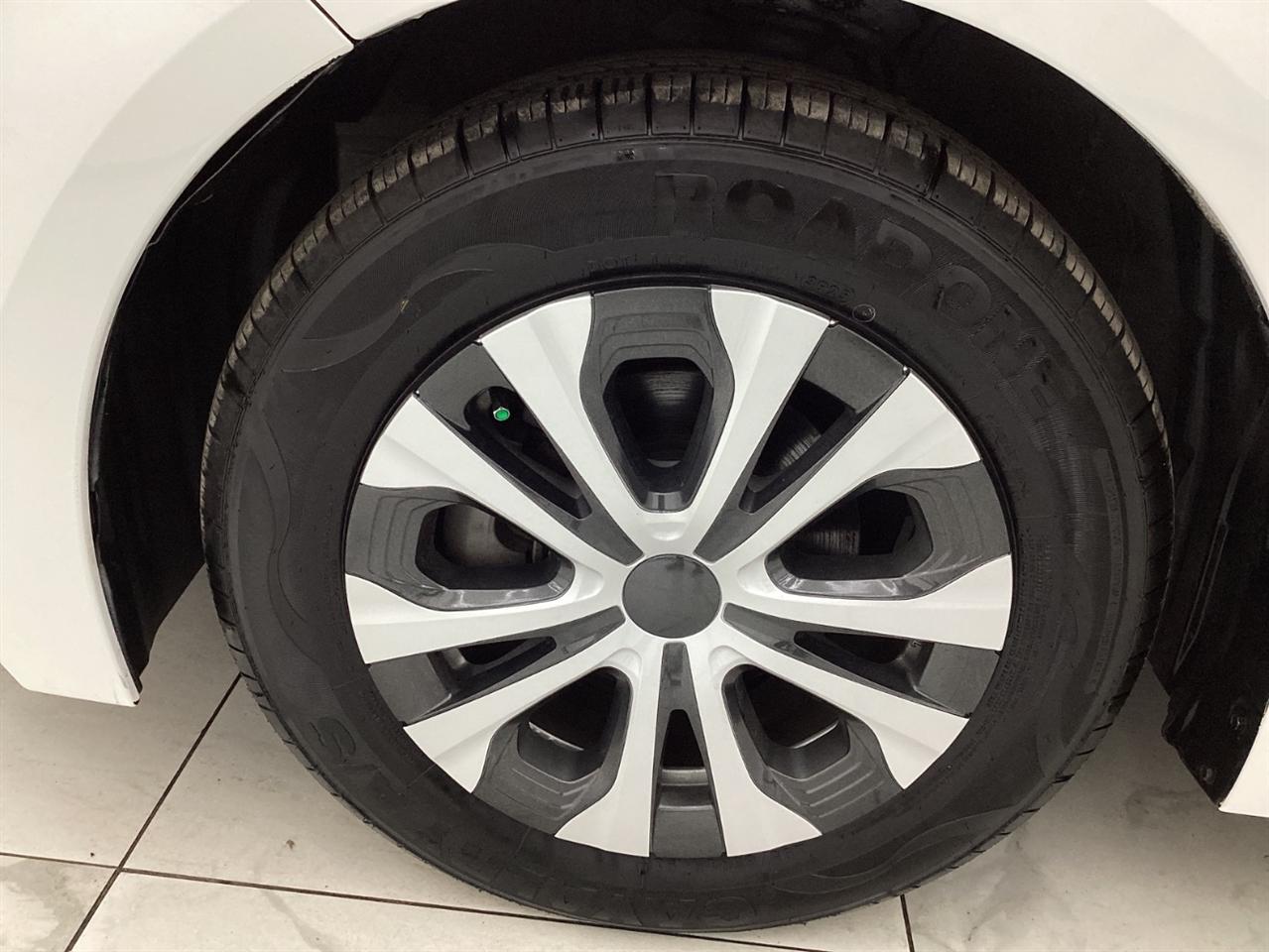 Toyota Corolla Hybrid LE CVT (Natl) 2022