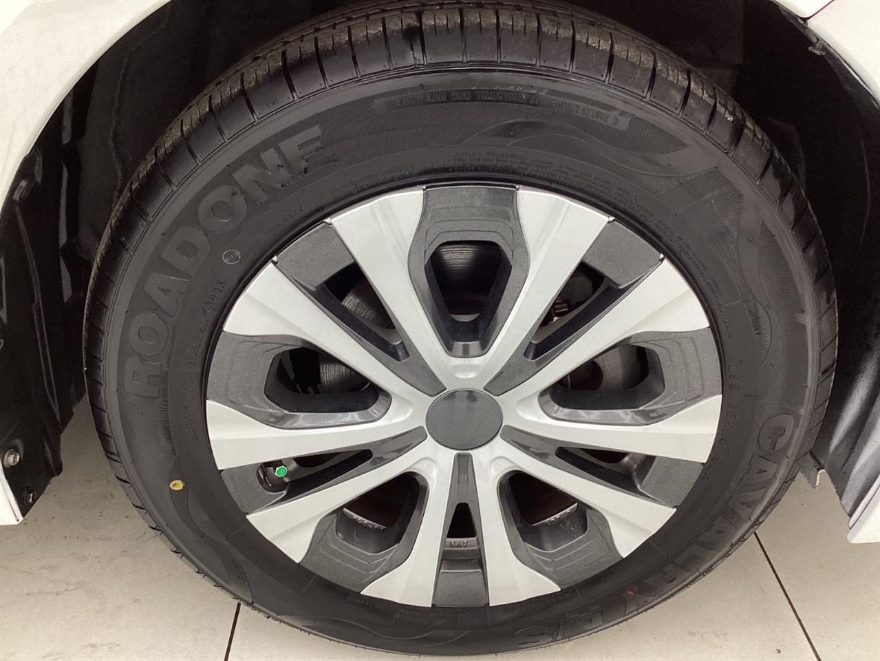 Toyota Corolla Hybrid LE CVT (Natl) 2022