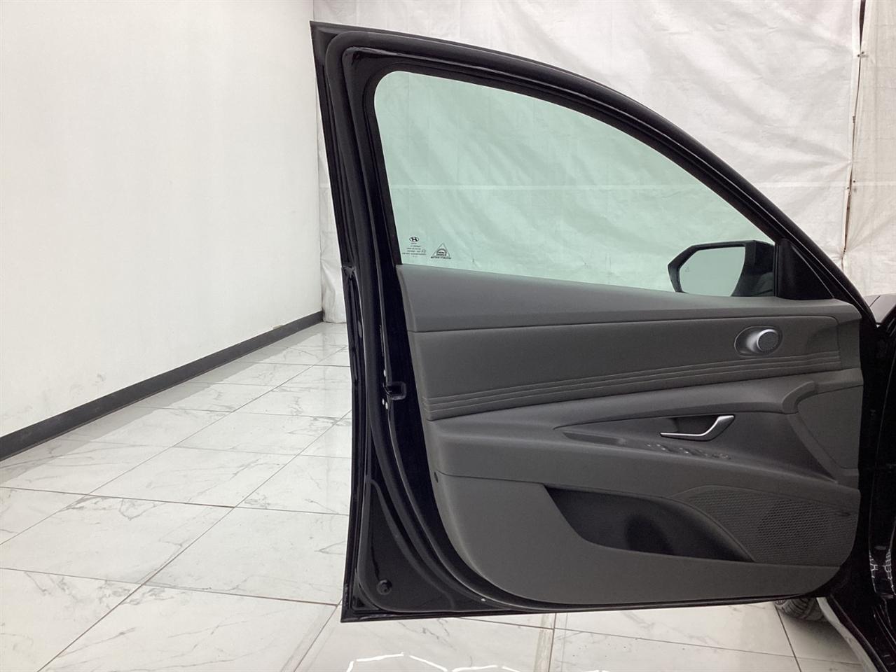 Hyundai Elantra SEL IVT 2021