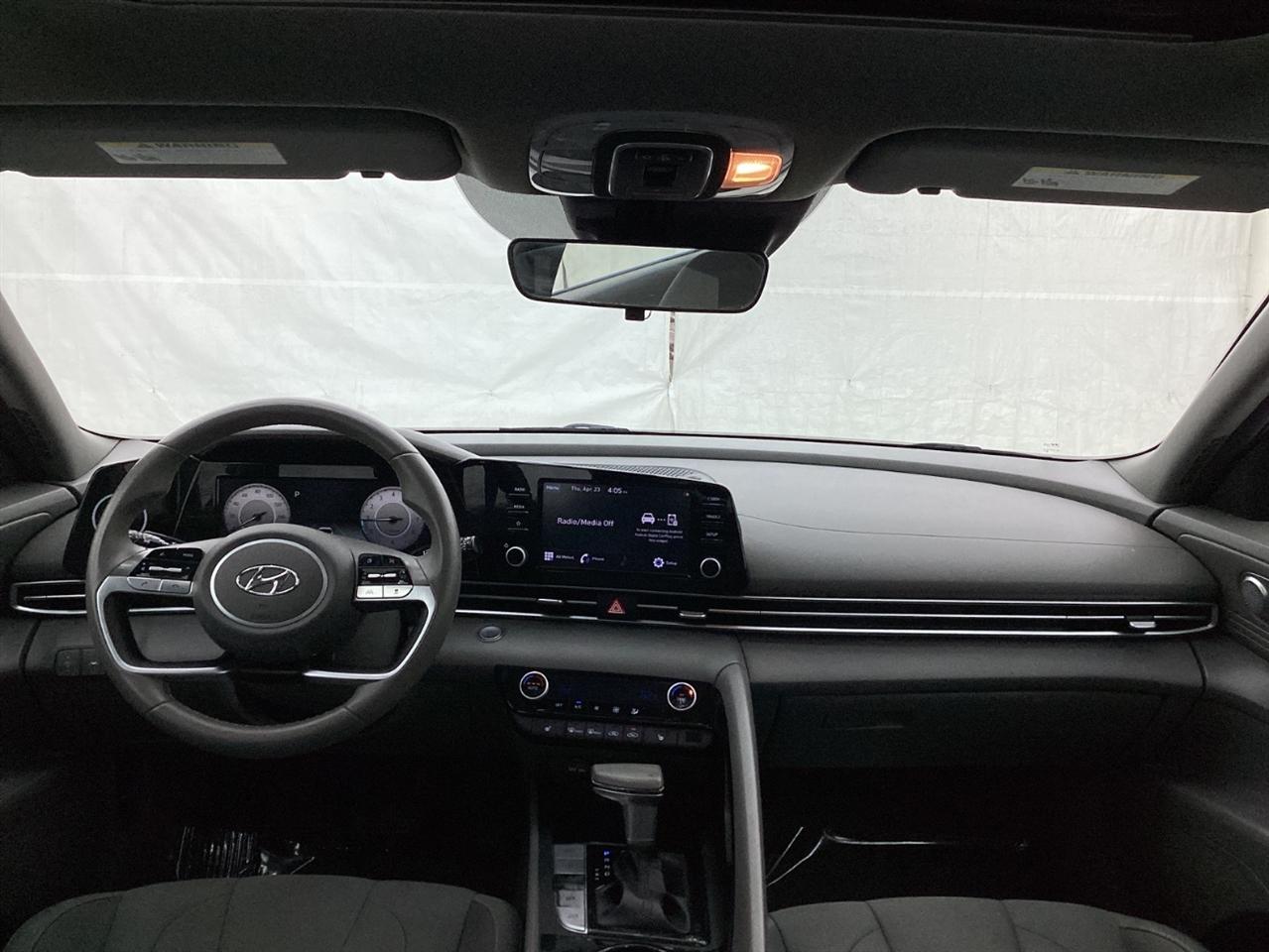 Hyundai Elantra SEL IVT 2021