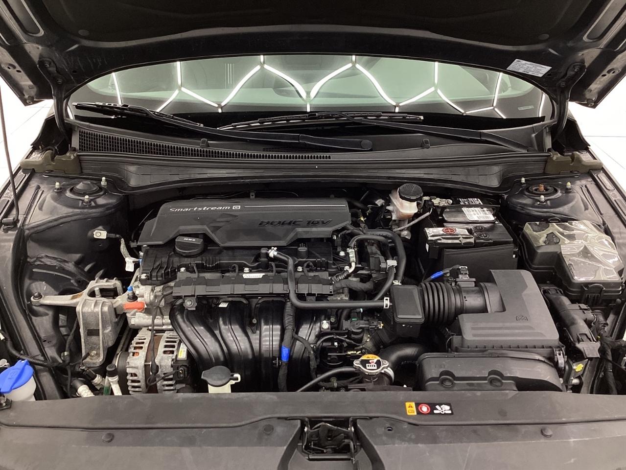 Hyundai Elantra SEL IVT 2021