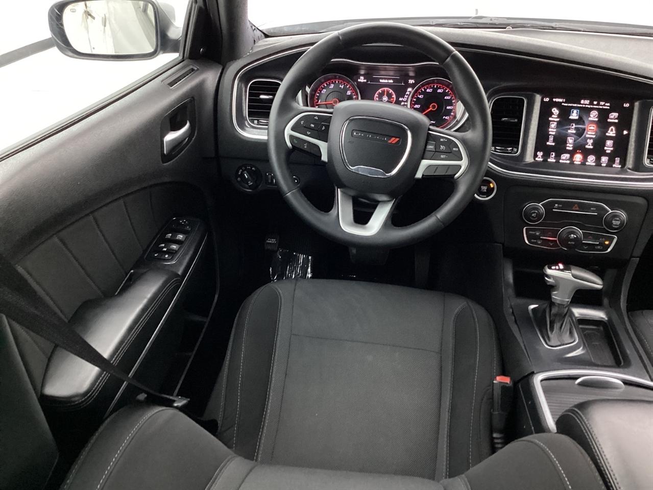 Dodge Charger 4dr Sdn SXT RWD 2015