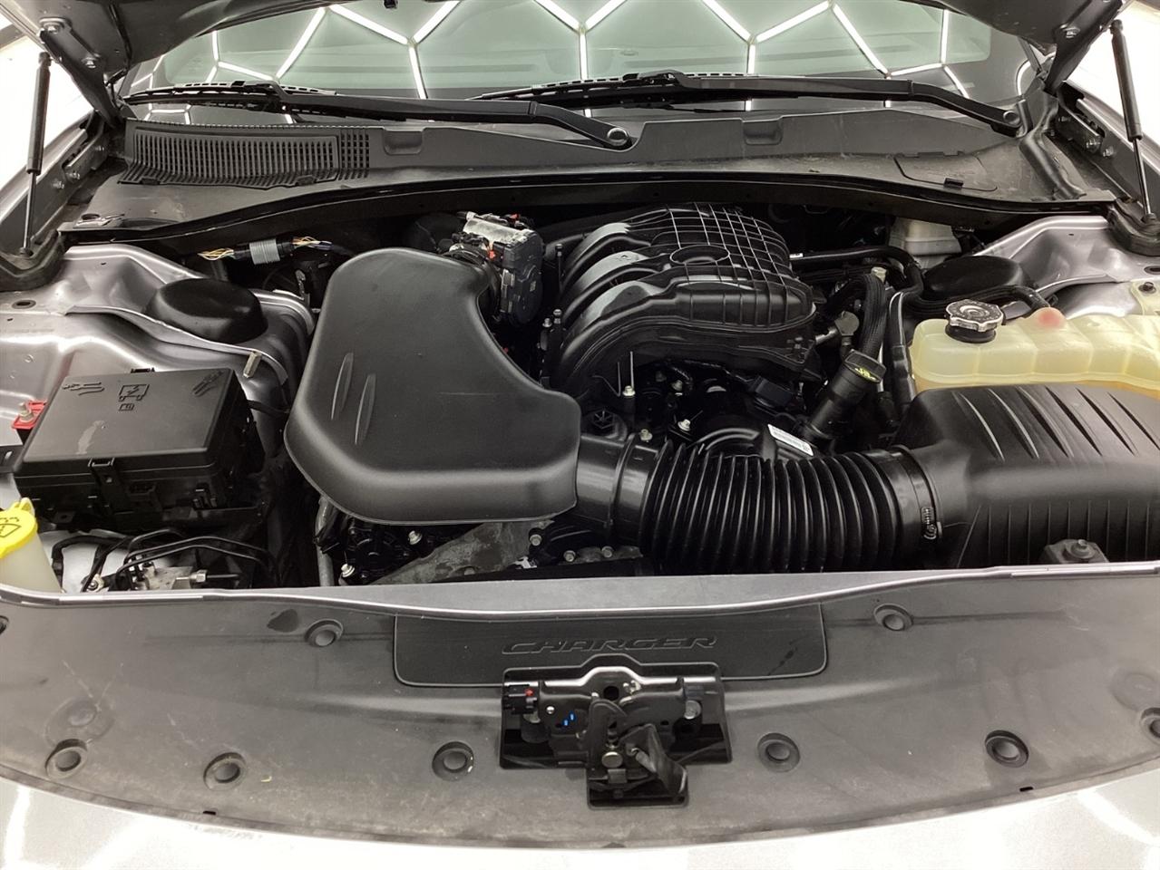 Dodge Charger 4dr Sdn SXT RWD 2015