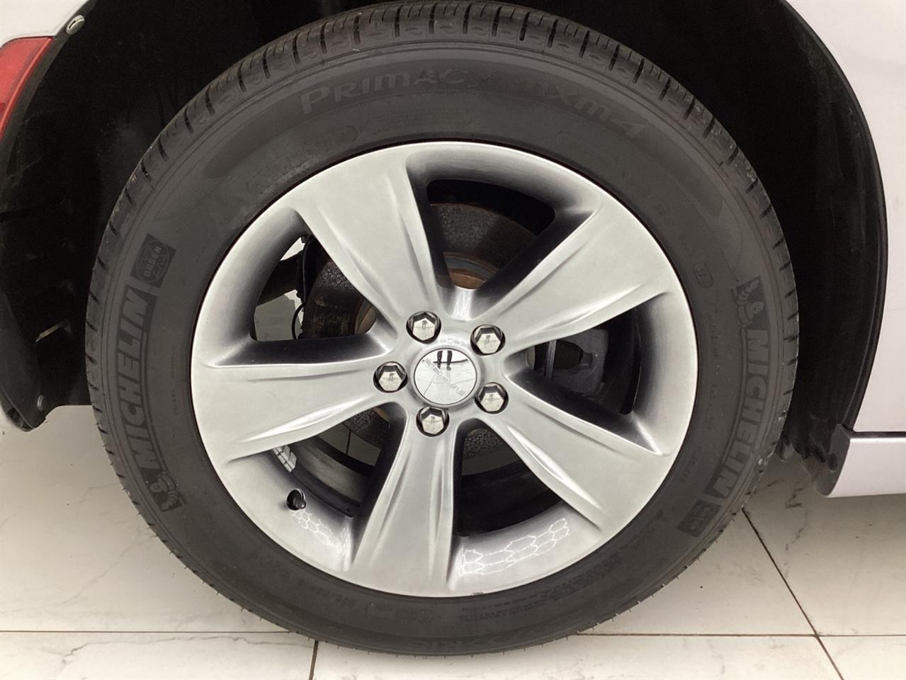 Dodge Charger 4dr Sdn SXT RWD 2015