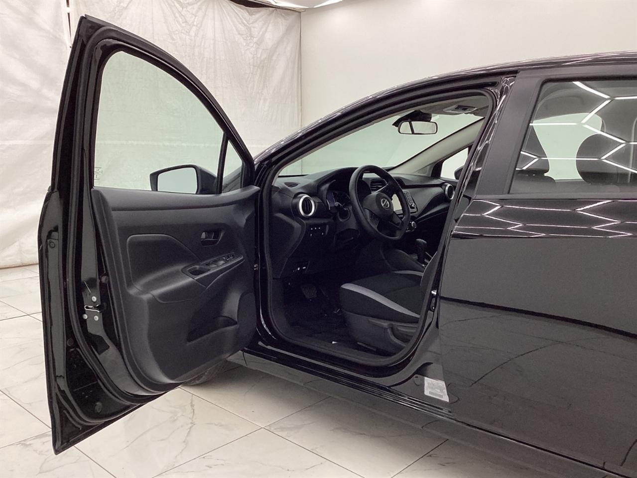 Nissan Versa S CVT 2025