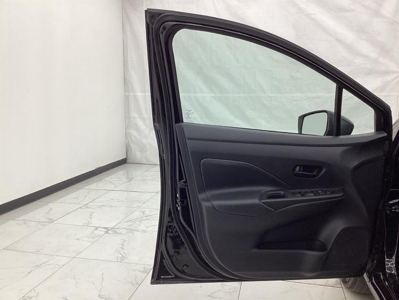 Nissan Versa S CVT 2025
