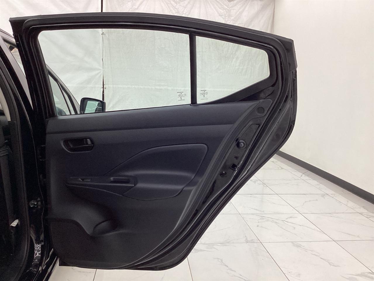 Nissan Versa S CVT 2025
