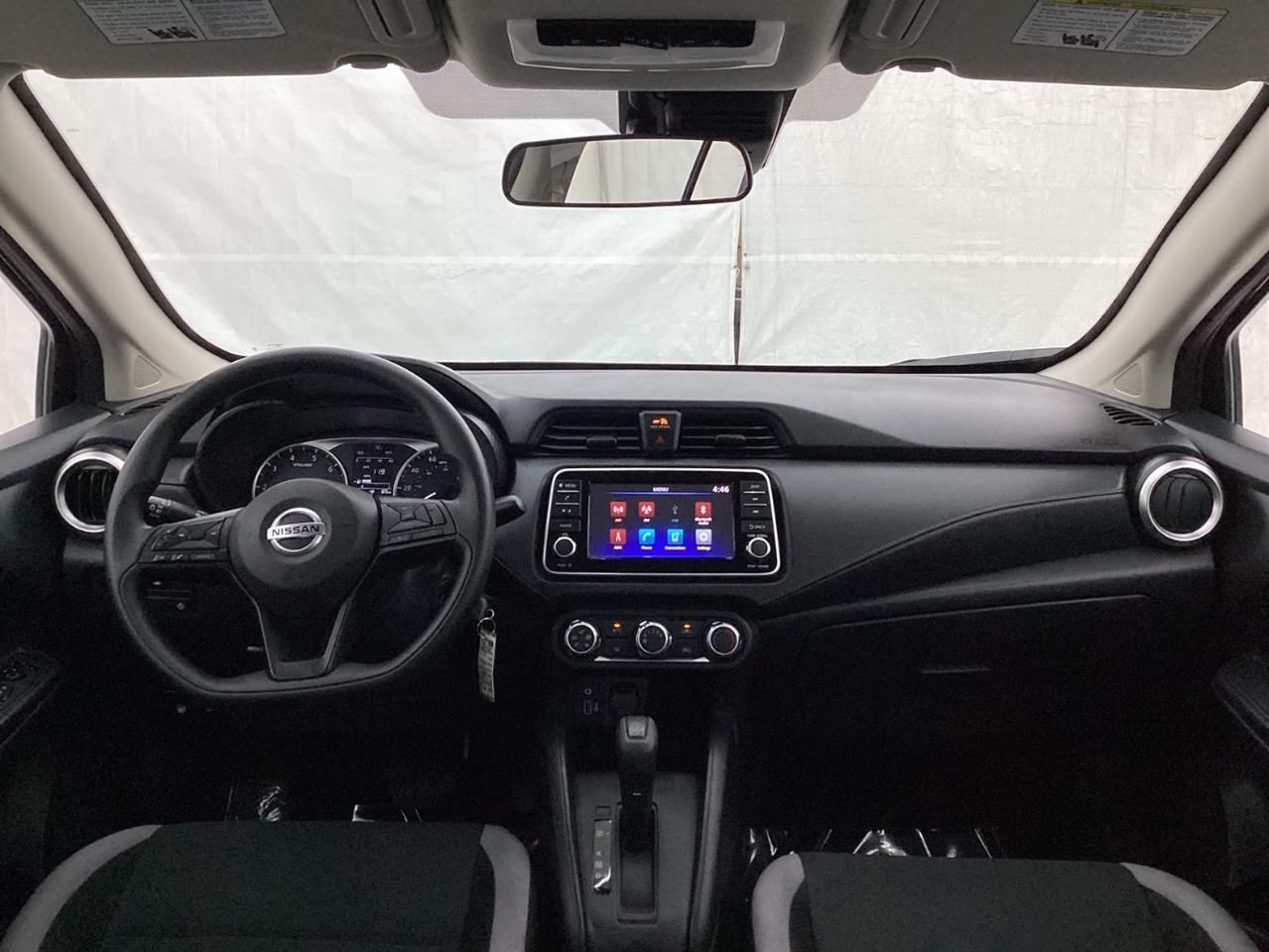 Nissan Versa S CVT 2025