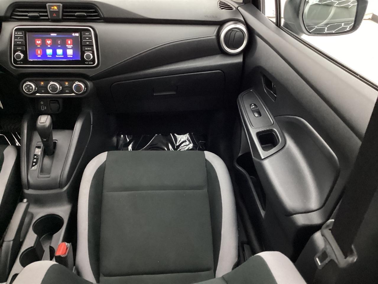 Nissan Versa S CVT 2025