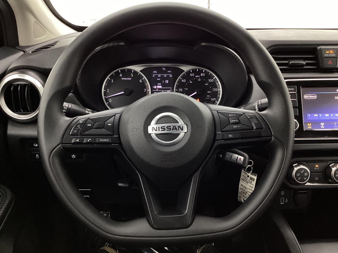 Nissan Versa S CVT 2025