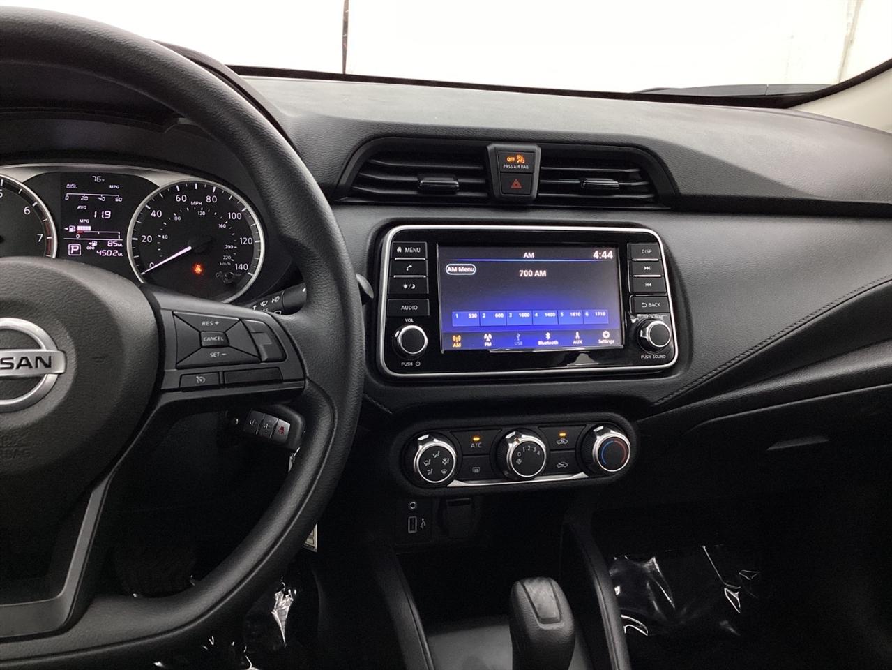 Nissan Versa S CVT 2025