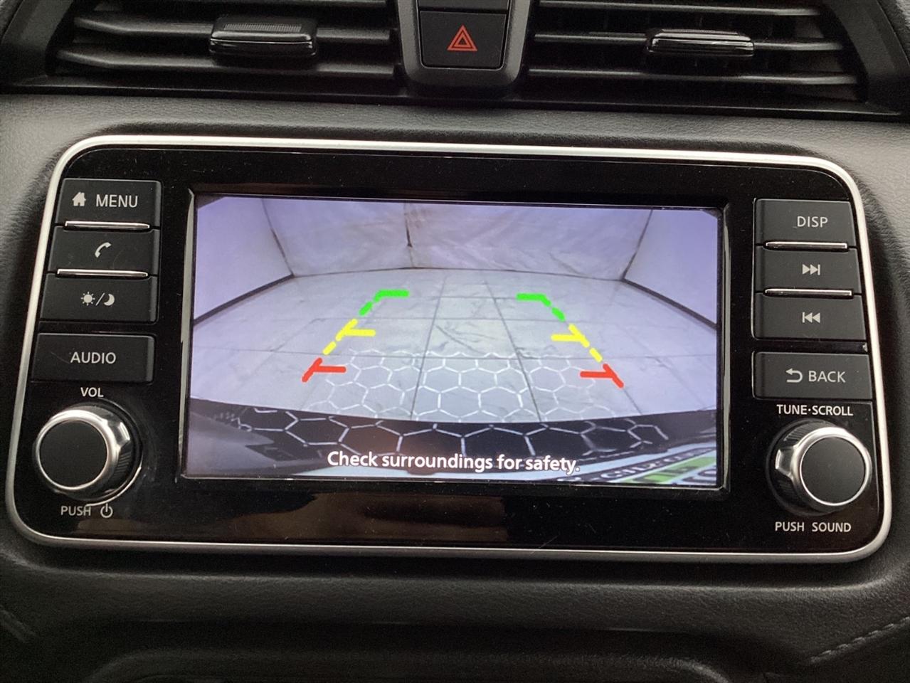 Nissan Versa S CVT 2025