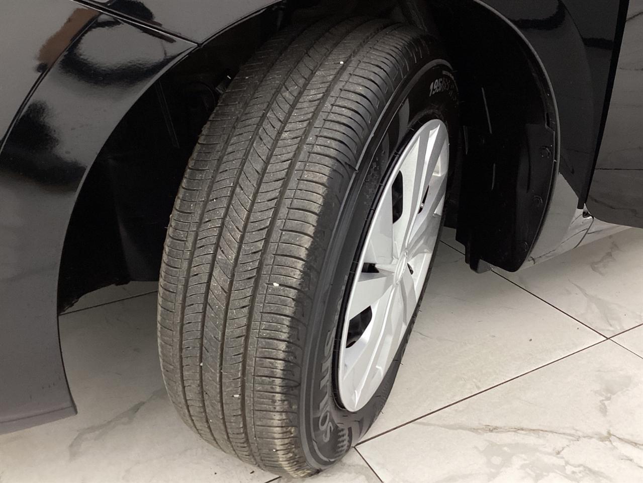 Nissan Versa S CVT 2025