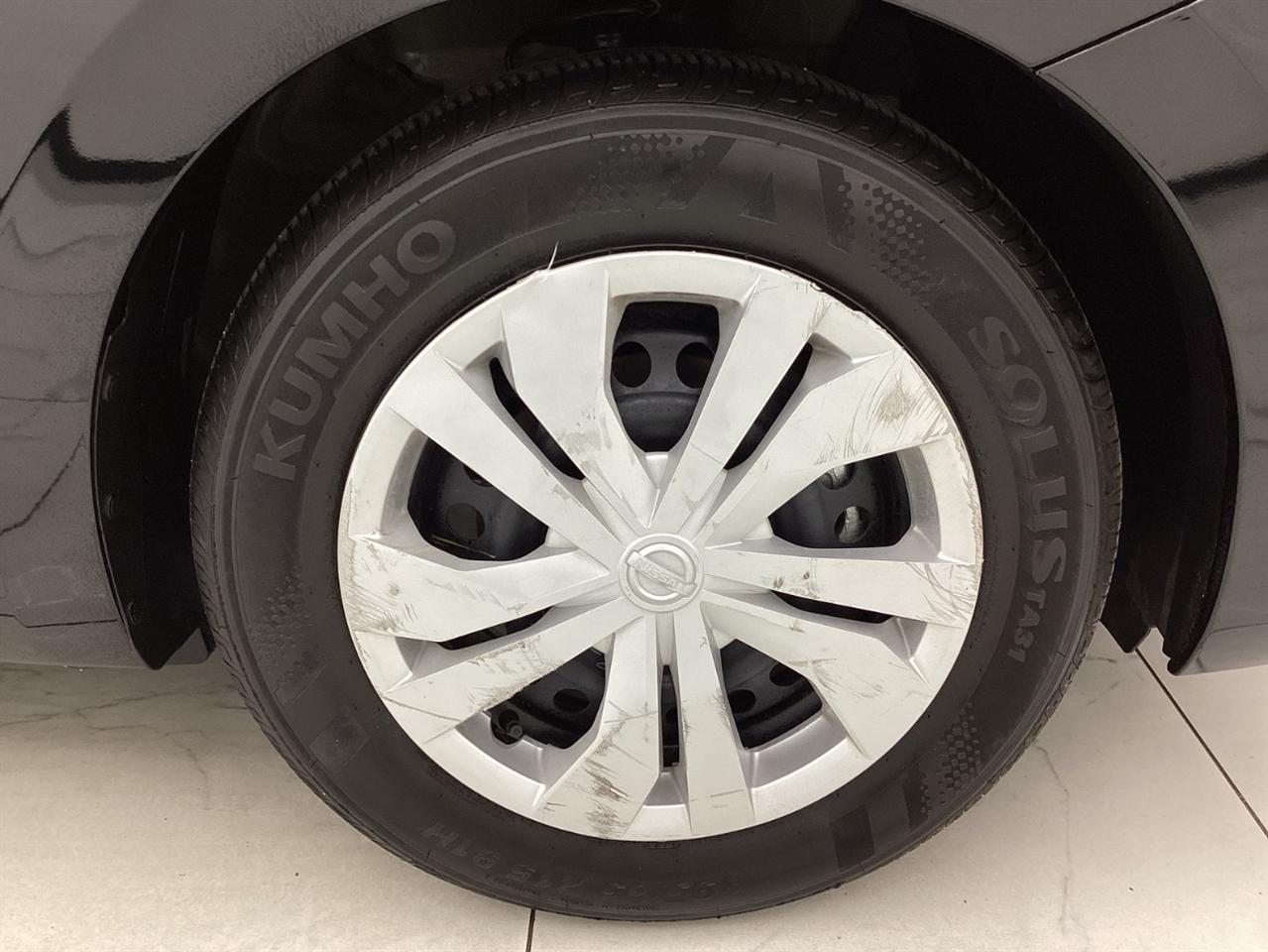 Nissan Versa S CVT 2025