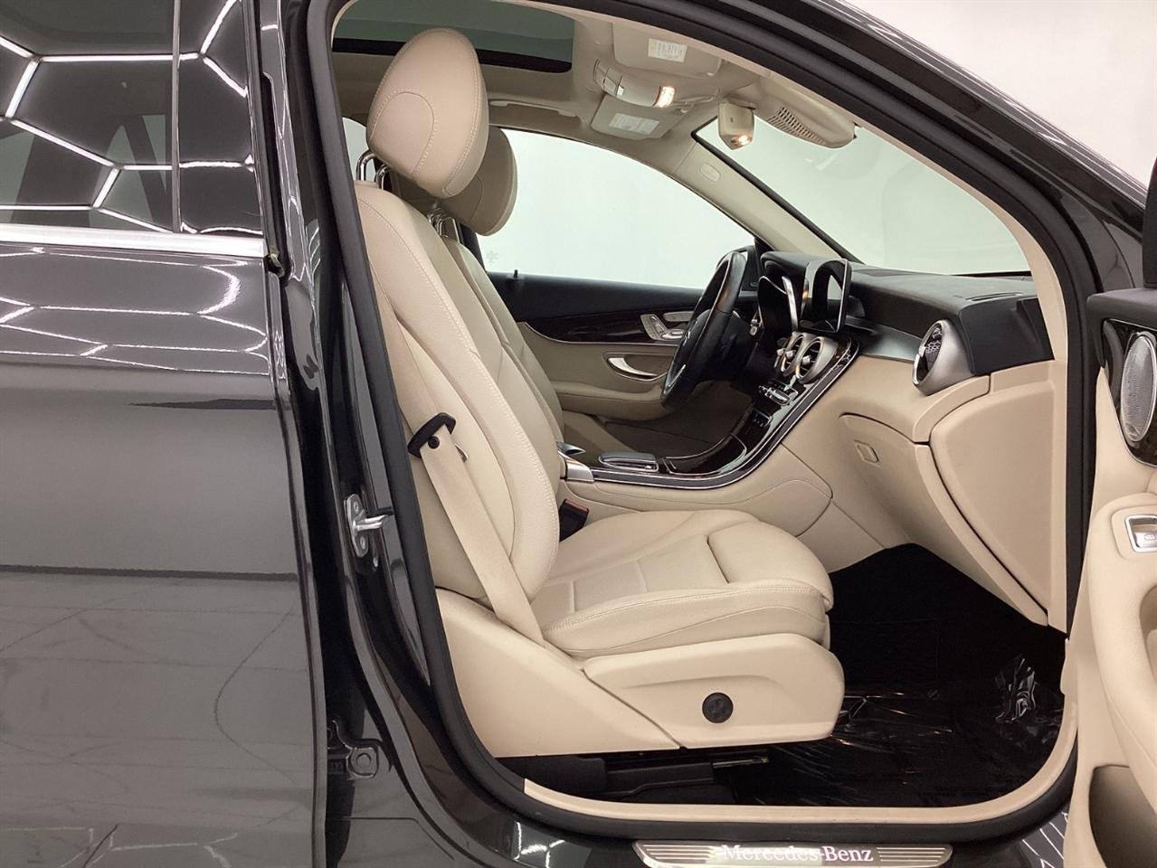 Mercedes-Benz GLC GLC 300 4MATIC SUV 2020