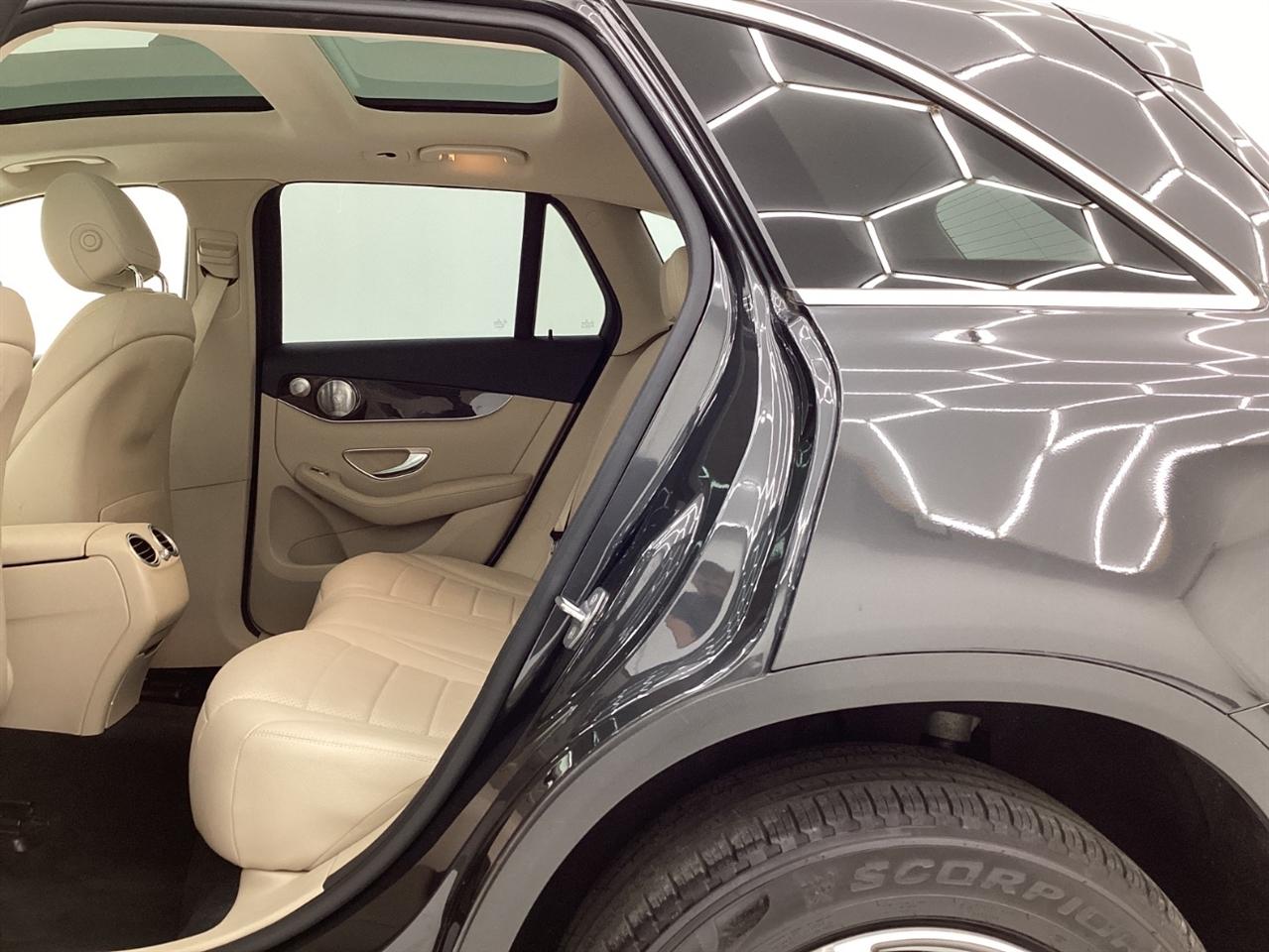 Mercedes-Benz GLC GLC 300 4MATIC SUV 2020
