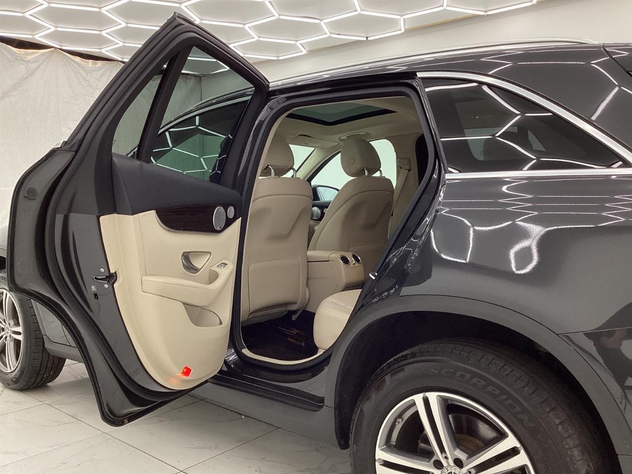 Mercedes-Benz GLC GLC 300 4MATIC SUV 2020