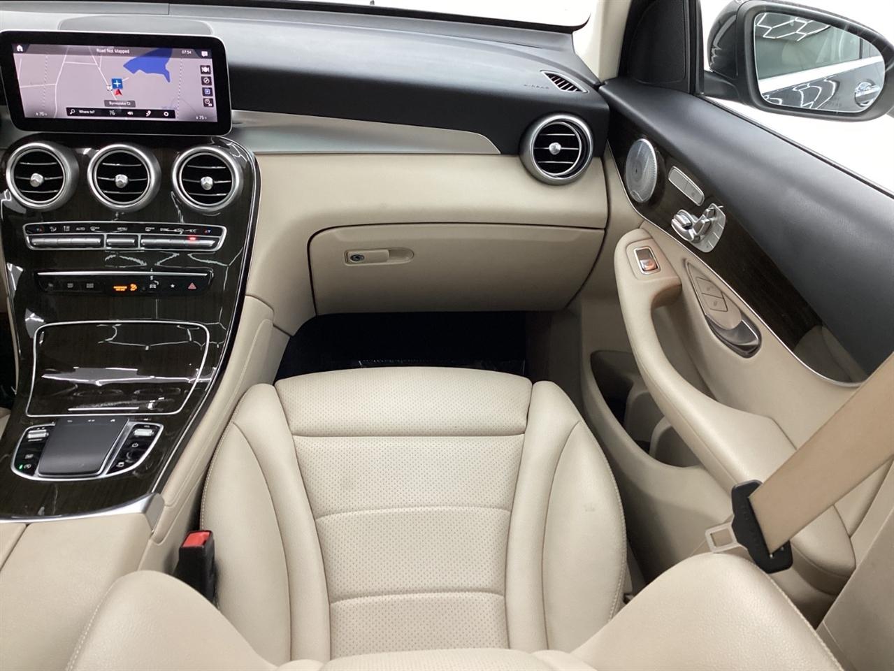 Mercedes-Benz GLC GLC 300 4MATIC SUV 2020