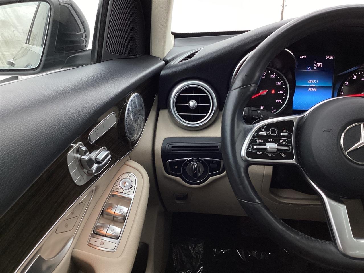 Mercedes-Benz GLC GLC 300 4MATIC SUV 2020