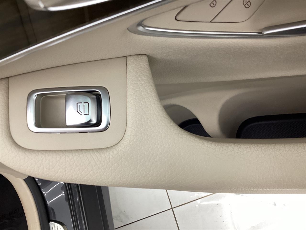 Mercedes-Benz GLC GLC 300 4MATIC SUV 2020