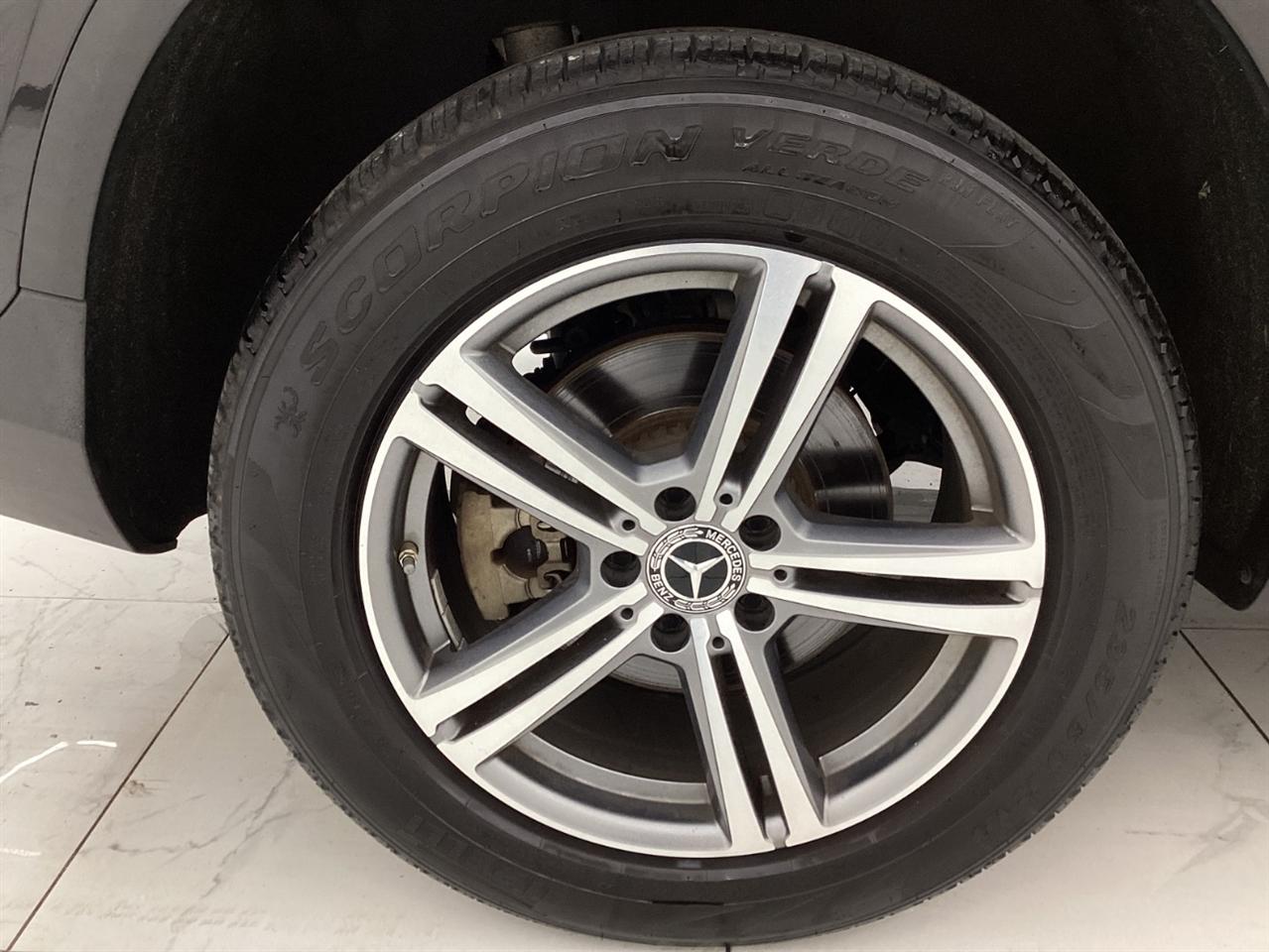 Mercedes-Benz GLC GLC 300 4MATIC SUV 2020
