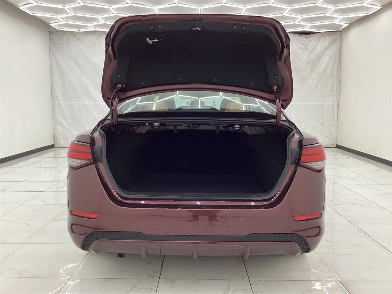 Nissan Sentra SV CVT 2022