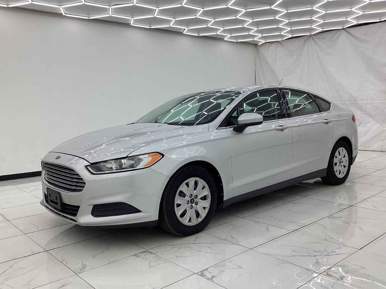 Ford Fusion 4dr Sdn S FWD 2013