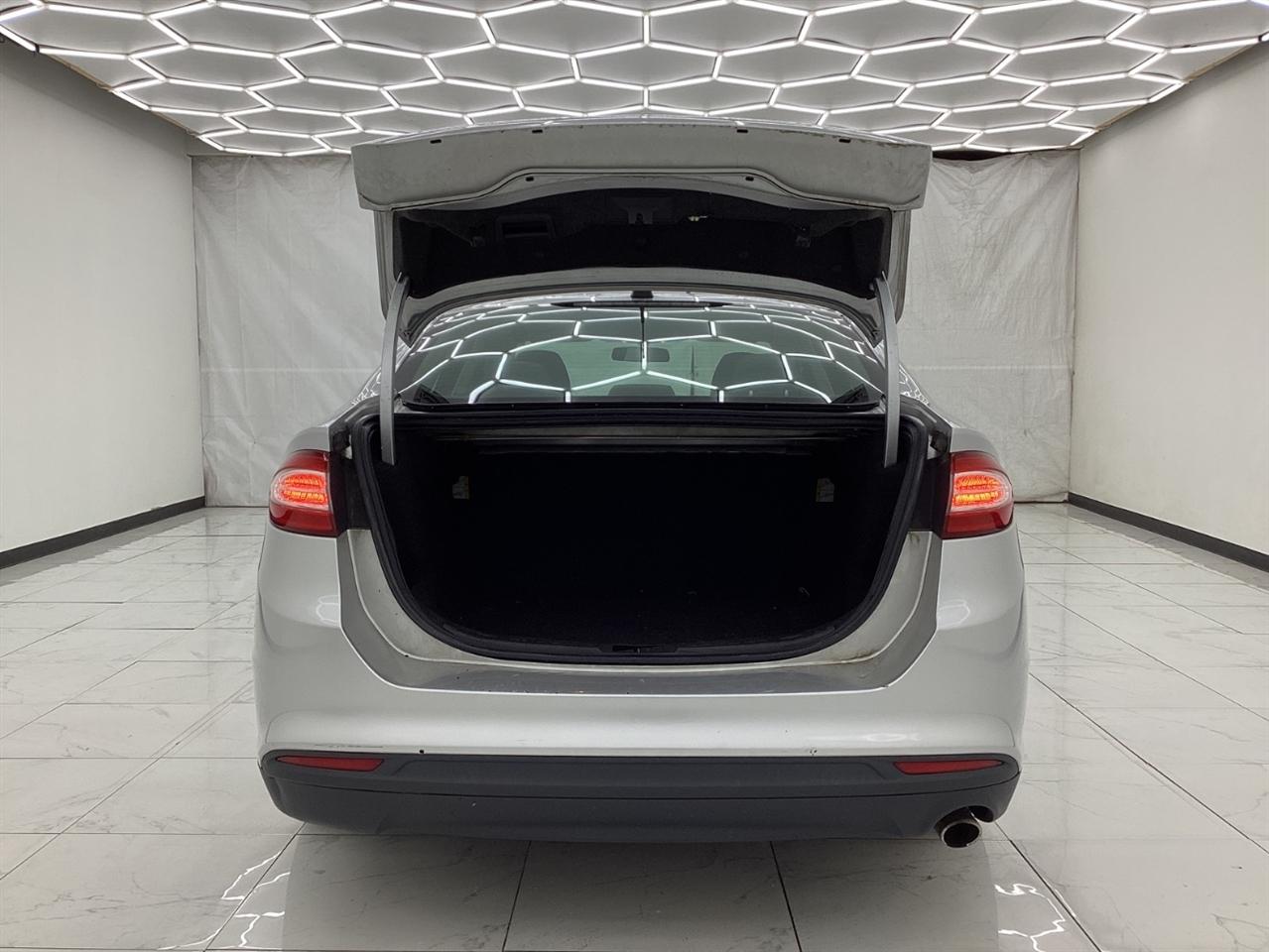 Ford Fusion 4dr Sdn S FWD 2013
