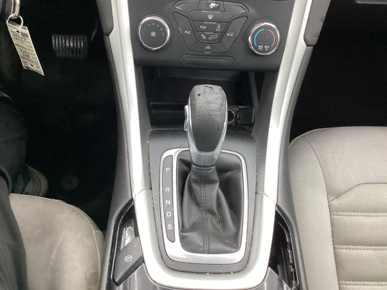 Ford Fusion 4dr Sdn S FWD 2013