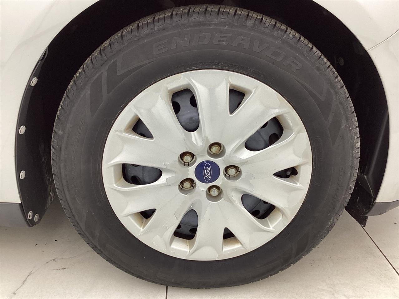 Ford Fusion 4dr Sdn S FWD 2013