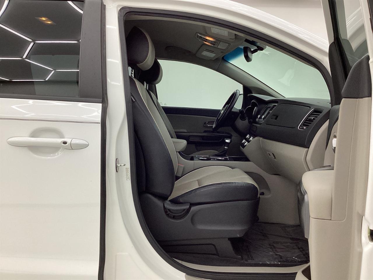 Kia Sedona EX FWD 2020