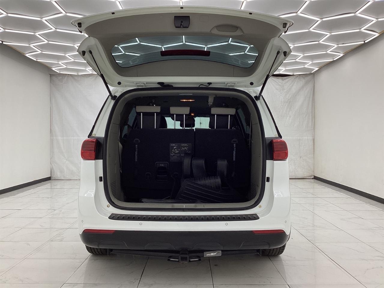Kia Sedona EX FWD 2020