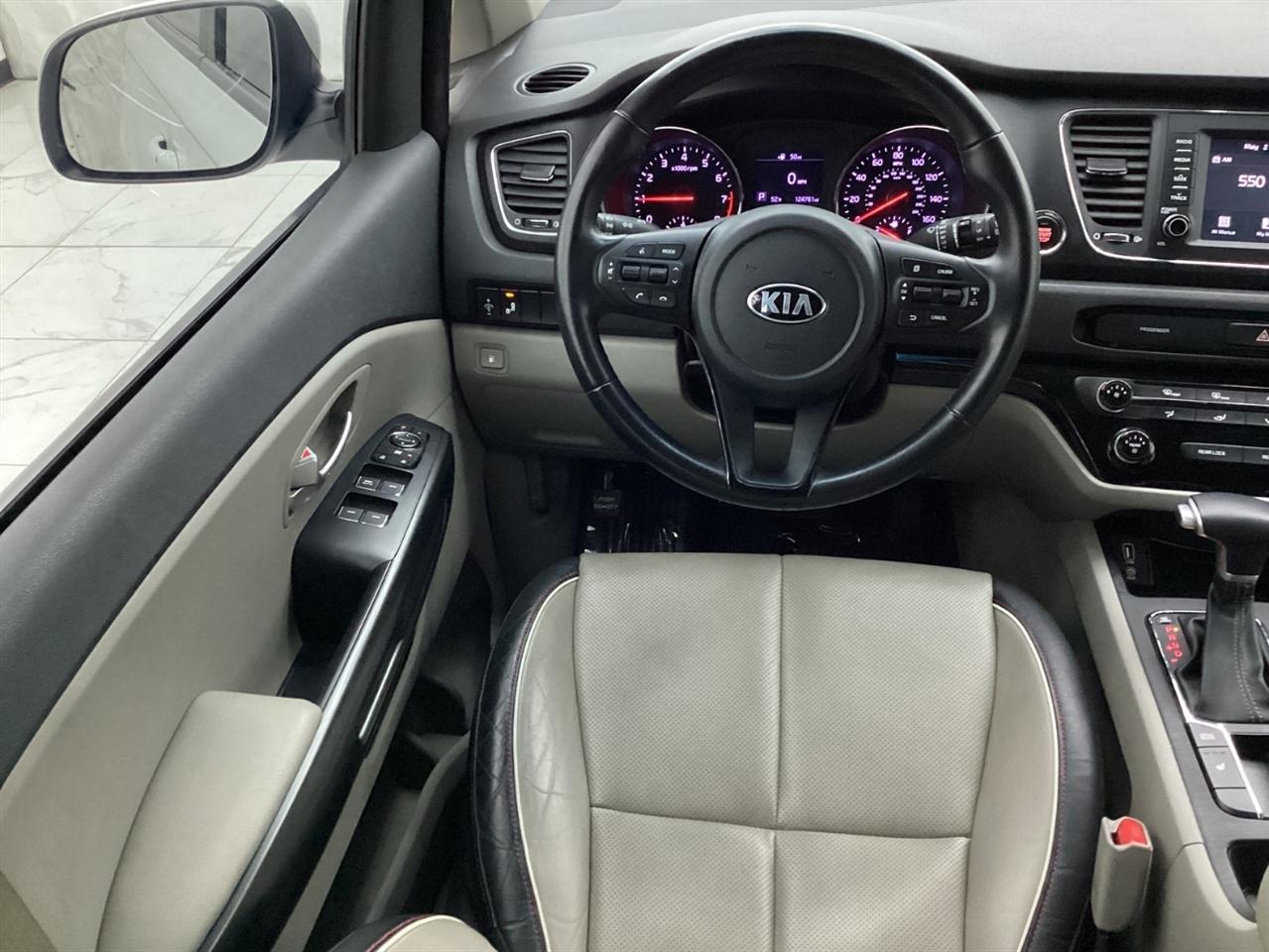 Kia Sedona EX FWD 2020