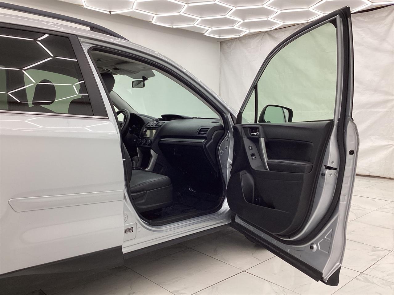 Subaru Forester 4dr Auto 2.5i Limited PZEV 2014
