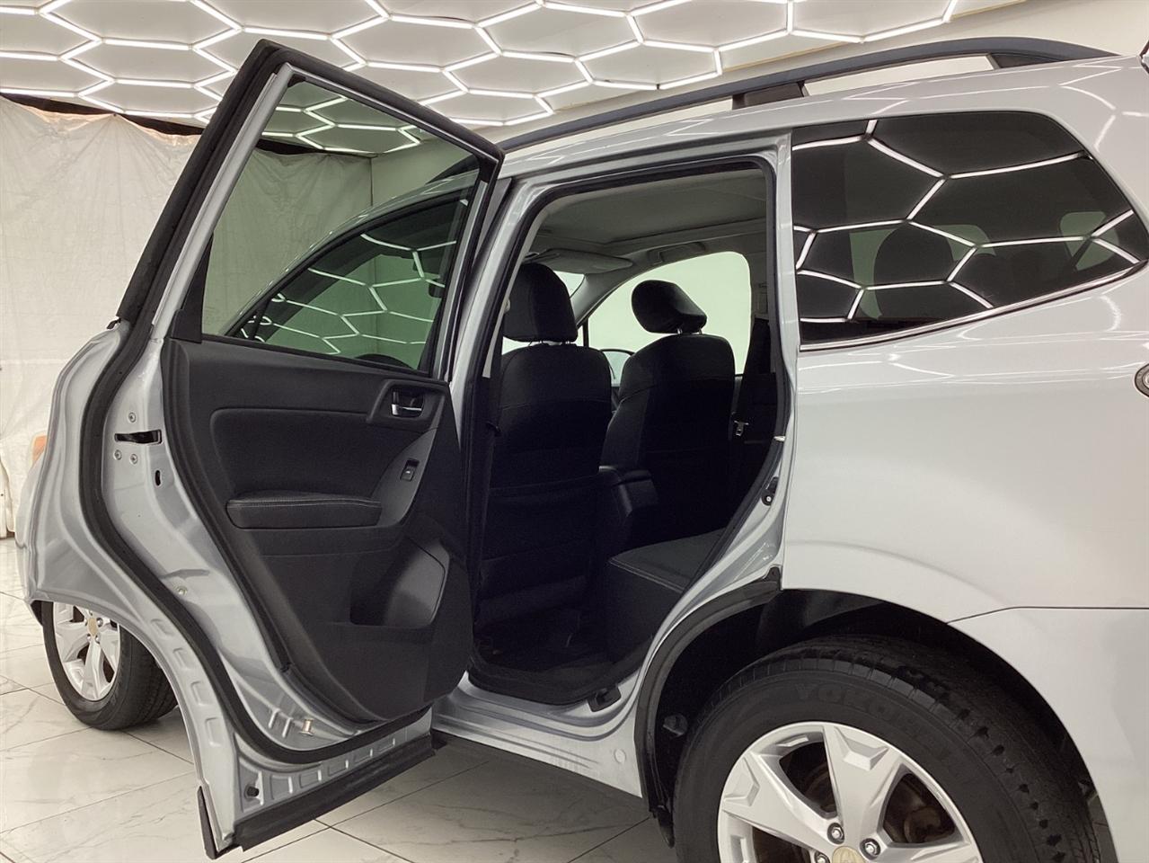 Subaru Forester 4dr Auto 2.5i Limited PZEV 2014