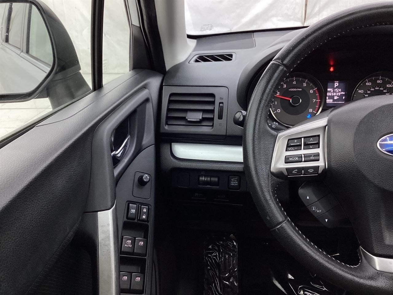 Subaru Forester 4dr Auto 2.5i Limited PZEV 2014