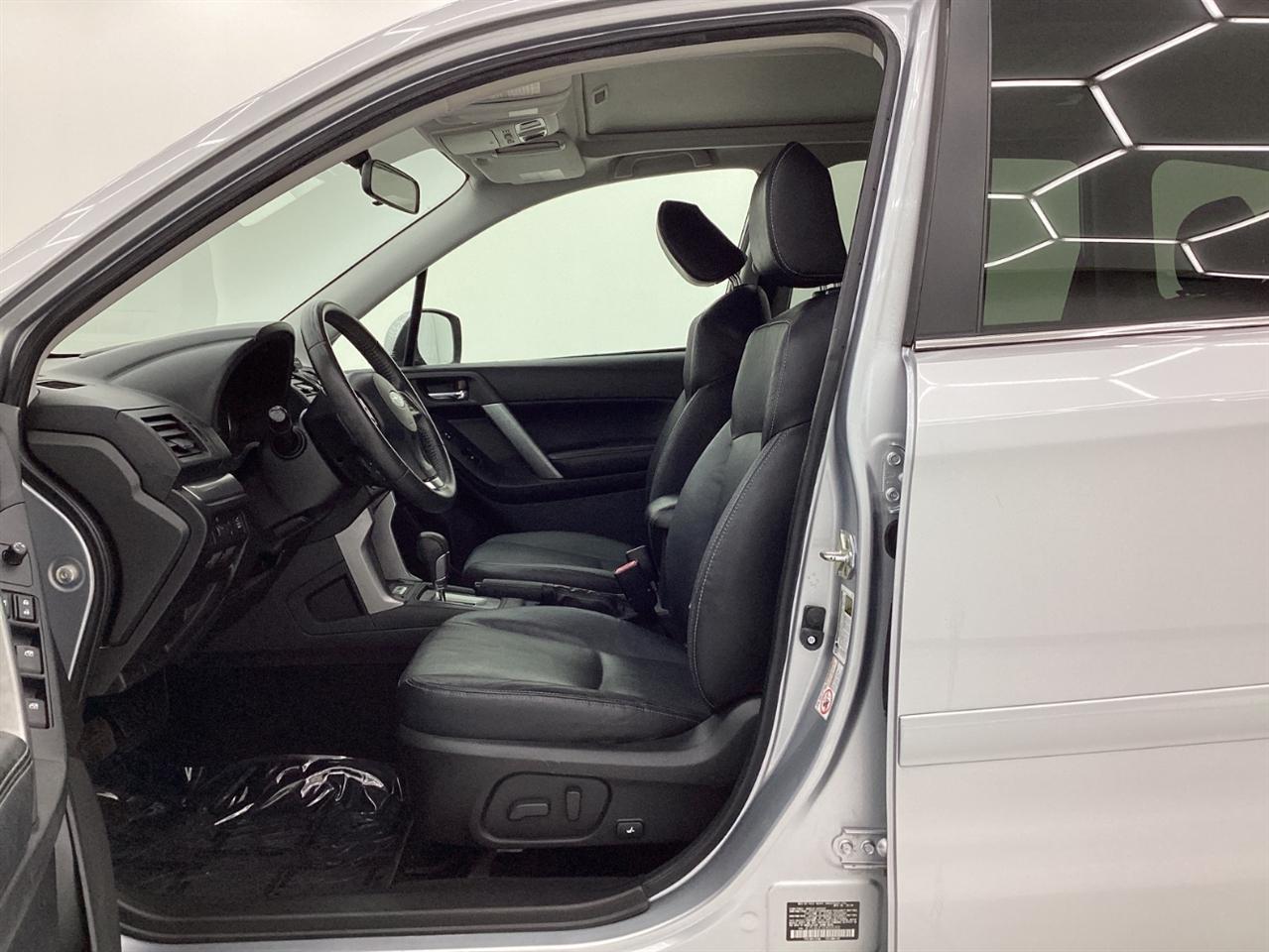 Subaru Forester 4dr Auto 2.5i Limited PZEV 2014
