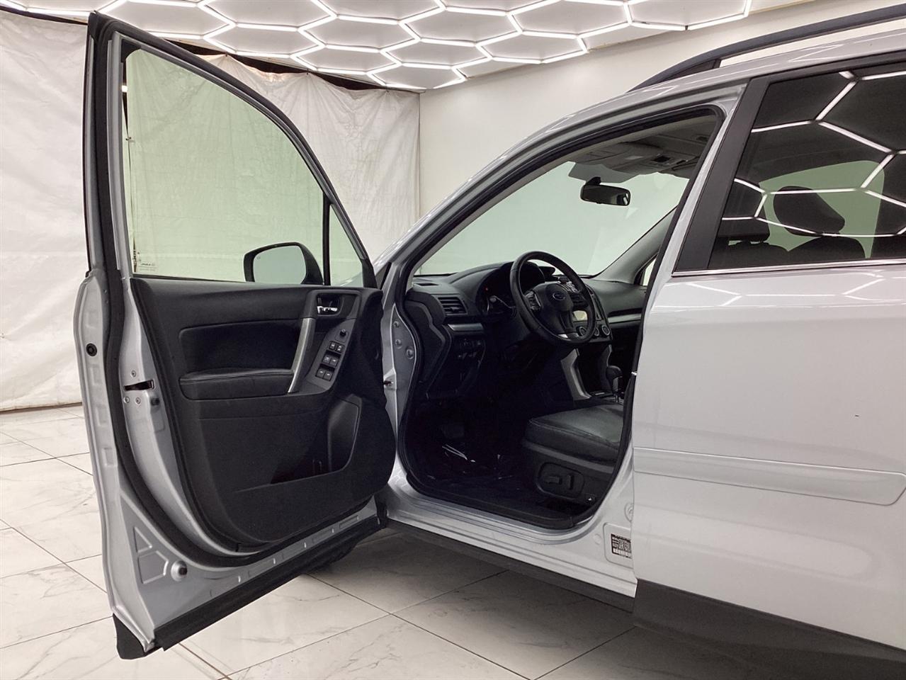 Subaru Forester 4dr Auto 2.5i Limited PZEV 2014