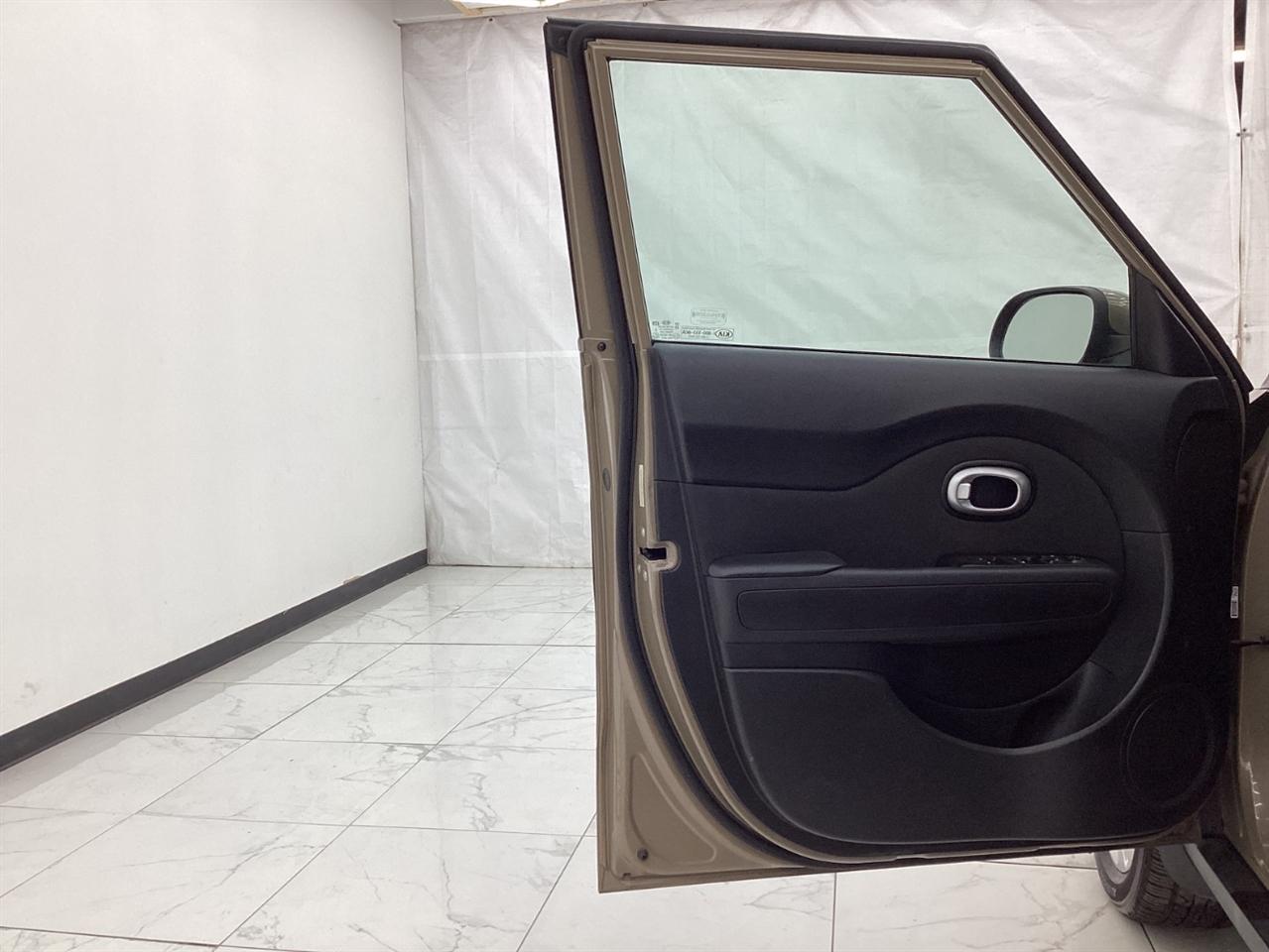 Kia Soul 5dr Wgn Auto + 2015